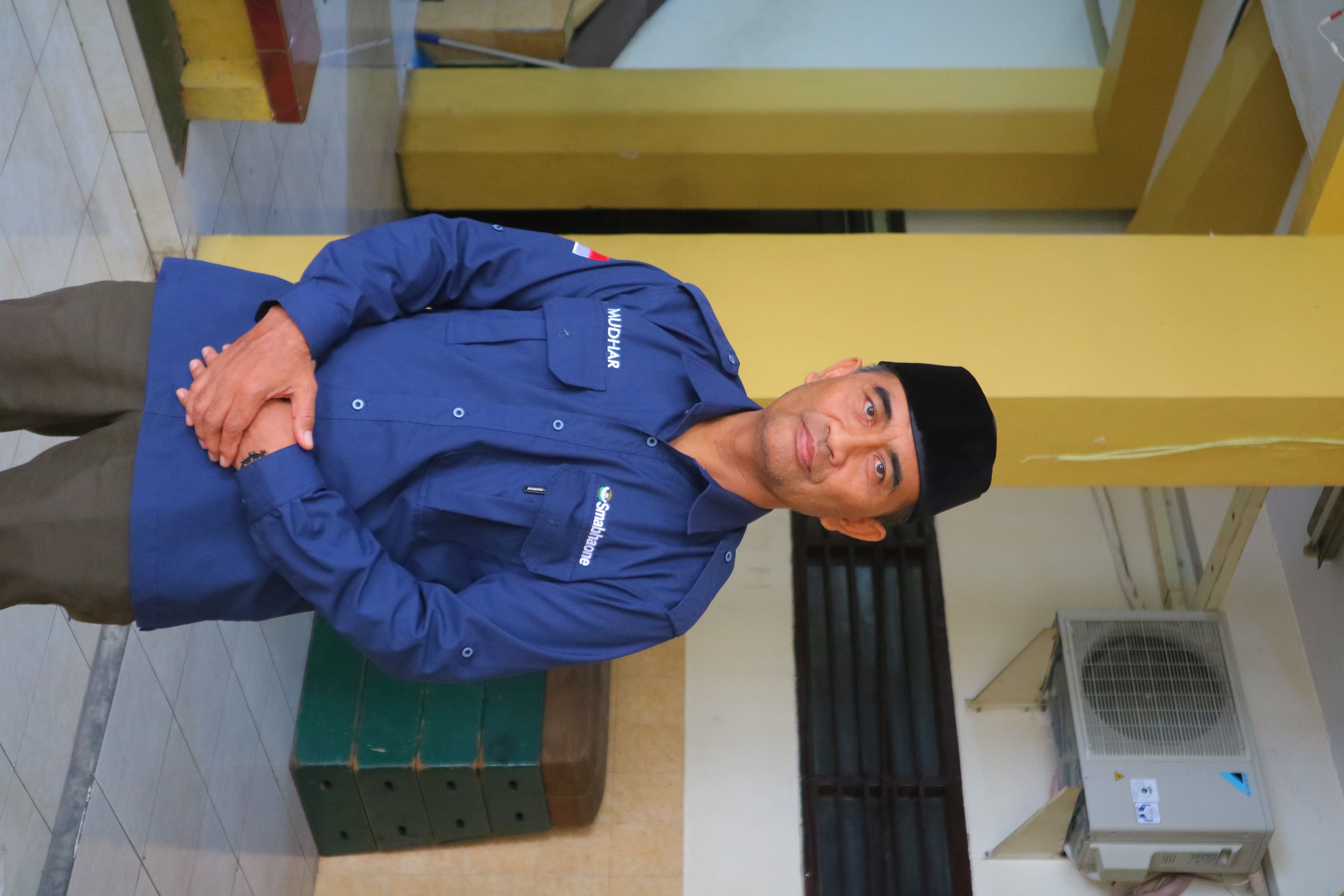 Drs. H. Mudhar